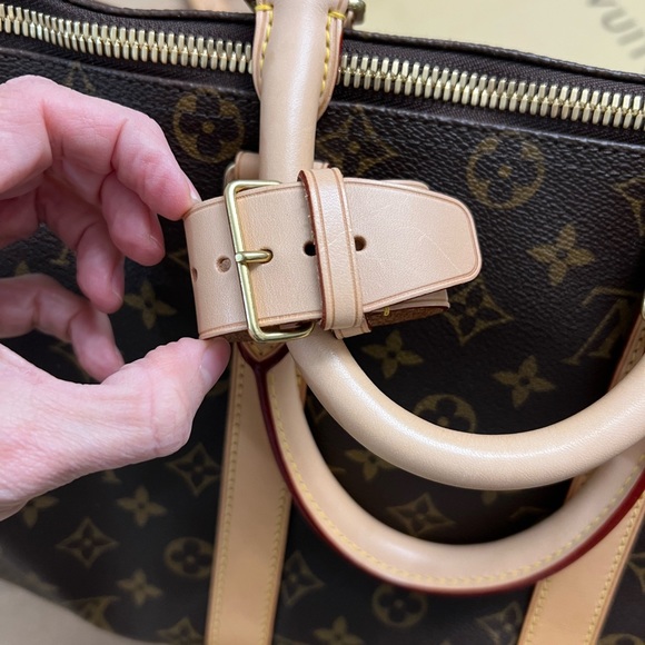 SOLD.  Louis Vuitton Keepall Bandoulière 45 with strap - Picture 13 of 15